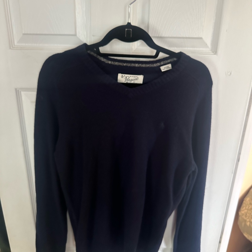 Penguin sweater. Original by minsingwear